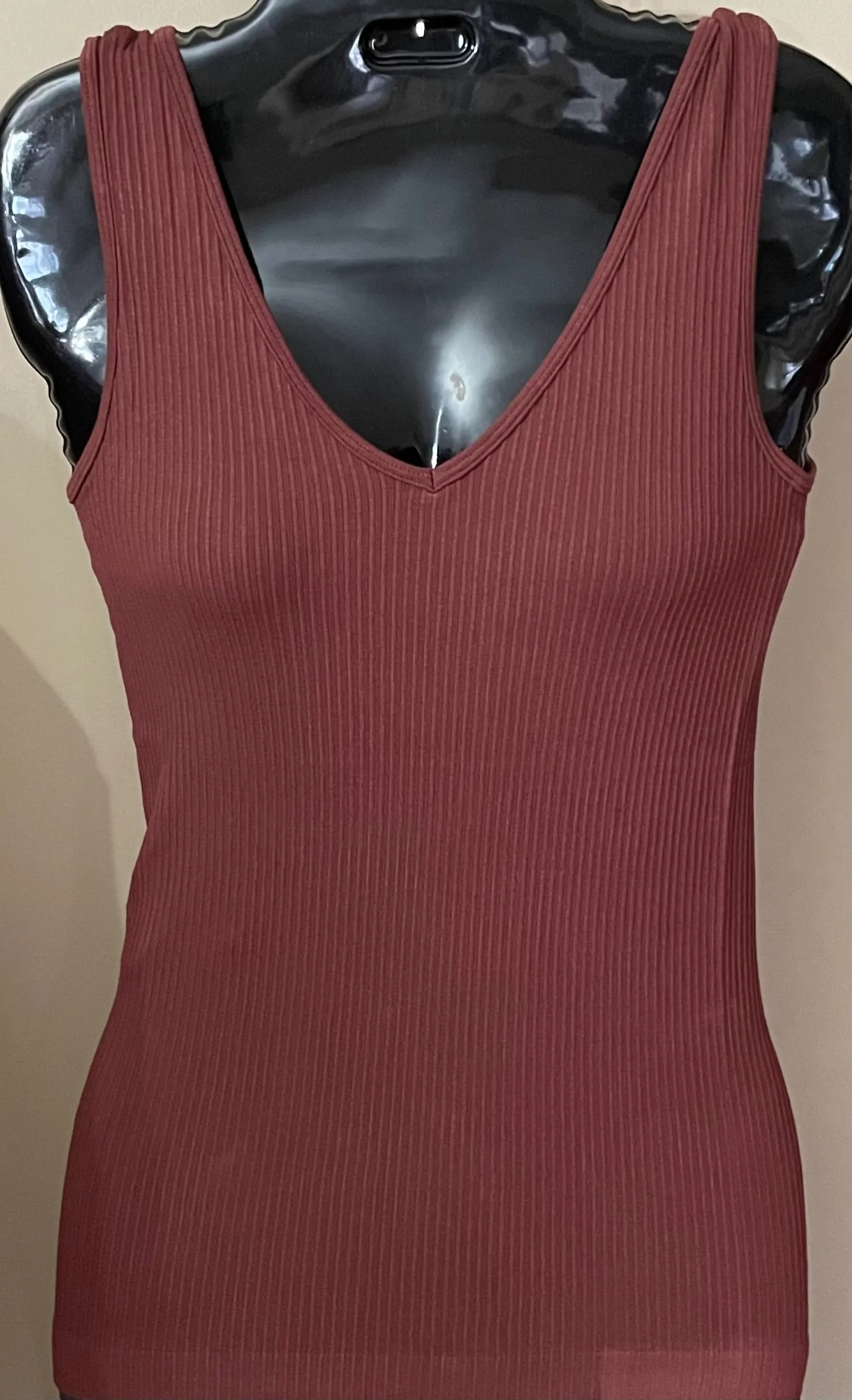 Tops- Cherry Cola Ribbed Tank